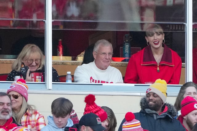 Donna Kelce, Scott Swift and Taylor Swift watch the second half of the game between the Kansas City Chiefs and the Las Vegas Raiders at GEHA Field at Arrowhead Stadium on Nov 29, 2024.