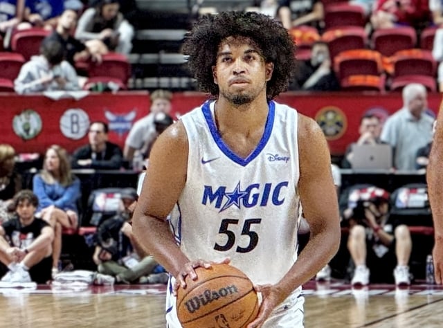 Ethan Thompson in action for the Orlando Magic at last month&#39;s Las Vegas NBA Summer League. (Jason Beede/Orlando Sentinel)