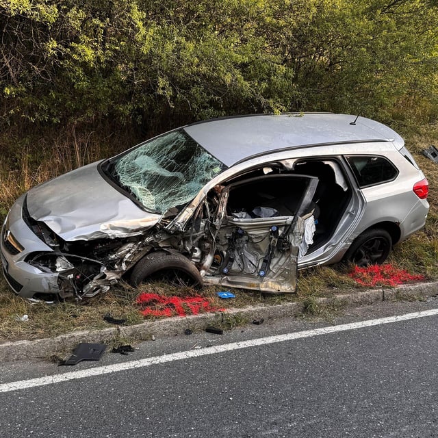 Zwei Verletzte bei Unfall auf B173 im Kreis Kronach