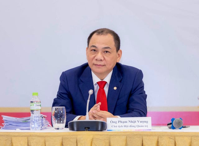 Pham Nhat Vuong, the Chairman of Vingroup and CEO of VinFast, attends Vingroup’s annual meeting in Hanoi, Vietnam, April 25, 2024. REUTERS/Phuong Nguyen/File Photo