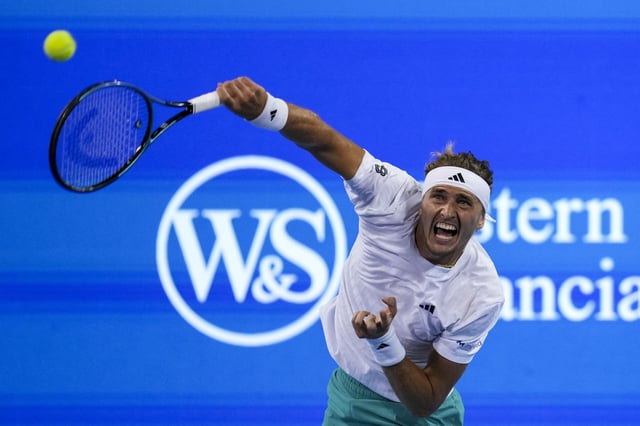 Alexander Zverev verzichtet wegen seines vollen Turnierkalenders auf einen Einsatz im Davis-Cup-Duell gegen Japan im September.