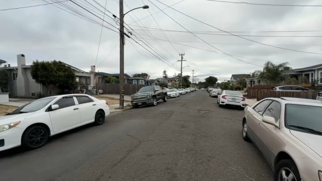 An East Oakland neighborhood was the scene of an ICE raid Wednesday morning. (Aug. 13, 2025)