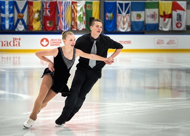  Leo Mont and his partner Payton Byrne compete at the 2023 Canada Winter Games in Prince Edward Island.