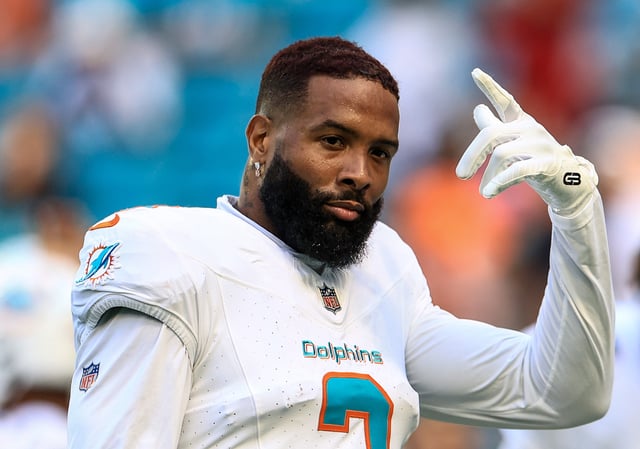 Odell Beckham Jr. #3 of the Miami Dolphins warms up prior to the game against the New England Patriots at Hard Rock Stadium on November 24, 2024 in Miami Gardens, Florida.