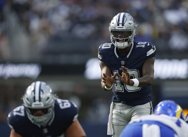 Joe Milton III #10 of the Dallas Cowboys during the NFL Preseason 2025 game between Dallas Cowboys and Los Angeles Rams at SoFi Stadium on August 09, 2025 in Inglewood, California.