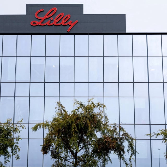 FILE PHOTO: Eli Lilly Biotechnology Center is shown in San Diego, California, U.S. March 1, 2023. REUTERS/Mike Blake/File Photo