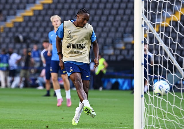 Soccer Football - UEFA Super Cup - Tottenham Hotspur Training - Bluenergy Stadium, Udine, Italy - August 12, 2025 Tottenham Hotspur's Mathys Tel during training REUTERS/Jennifer Lorenzini/File Photo