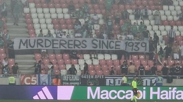 «Meurtriers depuis 1939»: une banderole de supporters d’un club israélien insulte un club polonais