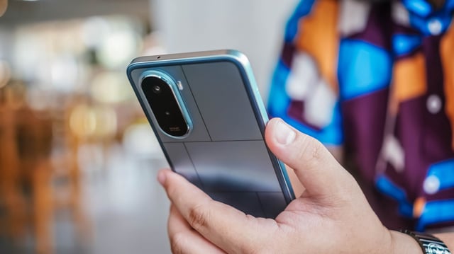 POCO M7