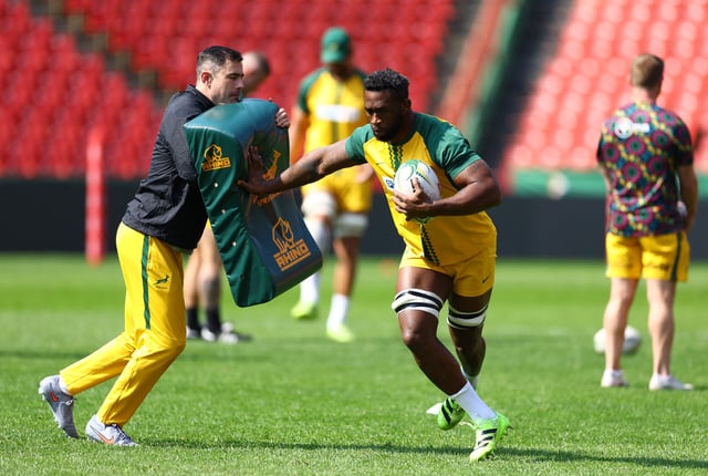 Rugby Union - Rugby Championship - South Africa Captain's Run - Ellis Park Stadium, Johannesburg, South Africa - August 15, 2025  South Africa's Siya Kolisi during training REUTERS/Siphiwe Sibeko
