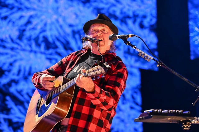 Neil Young has shut down his official Facebook presence, protesting revelations that Meta’s artificial intelligence chatbots have been permitted to engage in “romantic or sensual” conversations with children.