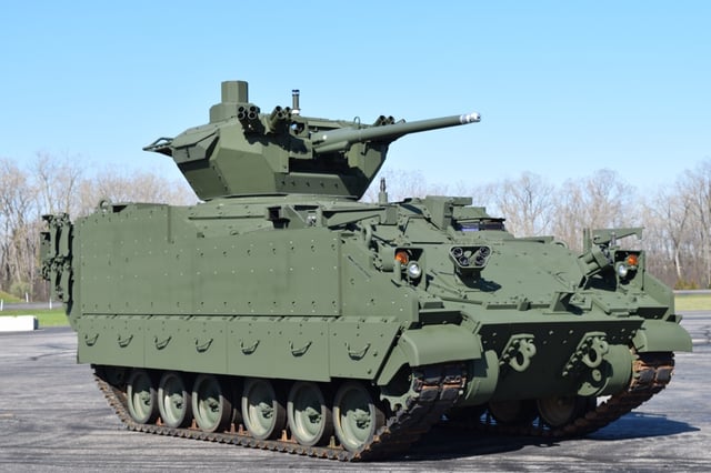 BAE Systems' AMPV outfitted with Oshkosh Defense's 30mm Medium Caliber Weapon System utilizing the ExMEP universal top plate. Photo: BAE Systems.