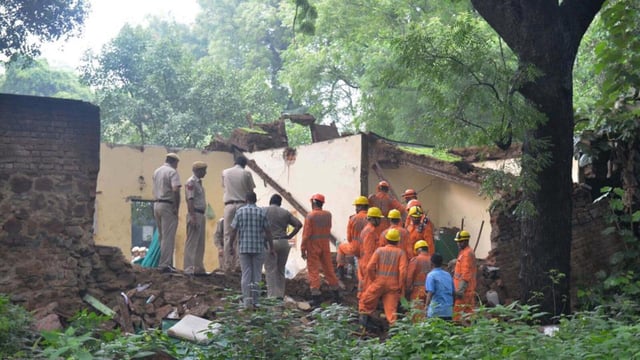 NDRF, Delhi Police, and local administration personnel carry out rescue operations near Humayun’s Tomb on Friday. (HT Photo)