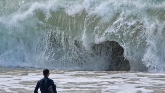 Mega Tsunami warning in US: Coastal states like Washington, Oregon, and northern California can potentially be devastated, while Alaska and Hawaii could also be in danger.