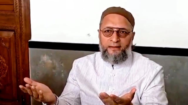 AIMIM chief Asaduddin Owaisi further criticised claims that Muslims were responsible for Partition, calling it a lie, and urged NCERT to include the book Muslims Against Partition by Shamsul Islam in its curriculum.