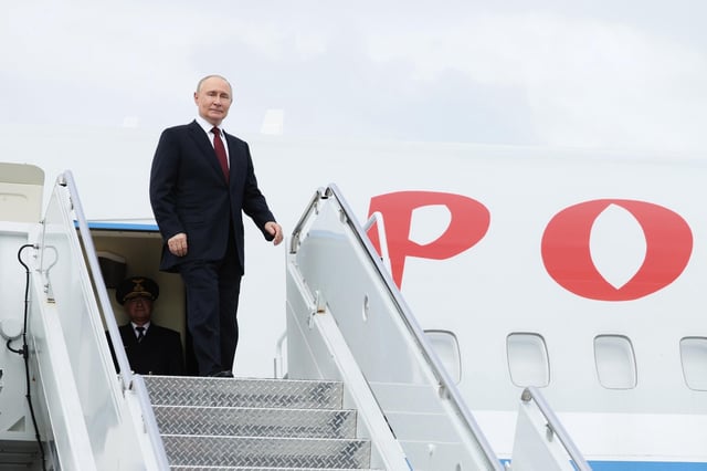 Vladímir PutIn, antes de partir hacia Rusia desde Alaska tras su cumbre con Dolnald Trump.