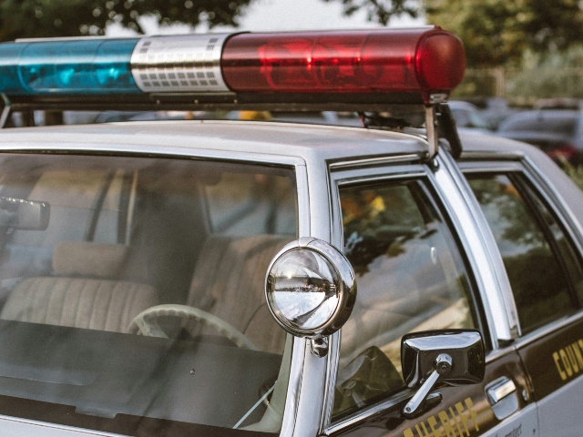 sheriff retro car daytime