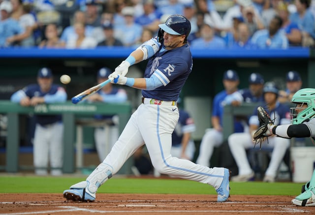 Aug 15, 2025; Kansas City, Missouri, USA; Kansas City Royals first baseman Vinnie Pasquantino (9) hits a single during the first inning against the Chicago White Sox at Kauffman Stadium. Mandatory Credit: Jay Biggerstaff-Imagn Images/File photo