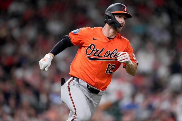 Baltimore Orioles&#39; Dylan Beavers runs to second after hitting a double for his first career major league hit during the eighth inning of a baseball game against the Houston Astros, Saturday, Aug. 16, 2025, in Houston. (AP Photo/Eric Christian Smith)