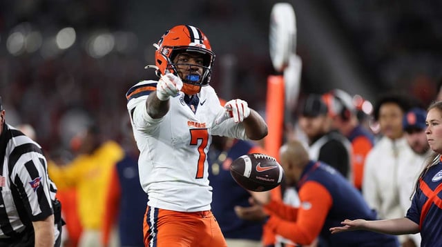 Dec 27, 2024; San Diego, CA, USA; Syracuse Orange wide receiver Jackson Meeks (7) celebrates after converting a first down against the Washington State Cougars during the first quarter at Snapdragon Stadium. Mandatory Credit: Abe Arredondo-Imagn Images