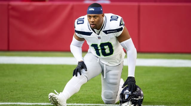 Dec 8, 2024; Glendale, Arizona, USA; Seattle Seahawks linebacker Uchenna Nwosu (10) against the Arizona Cardinals at State Farm Stadium. Mandatory Credit: Mark J. Rebilas-Imagn Images