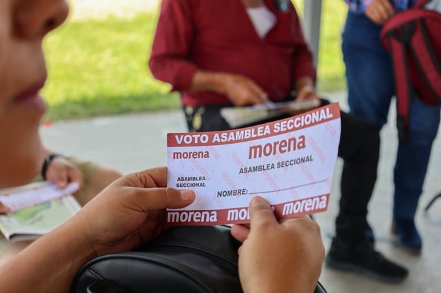 Los comités eligieron a sus presidentes mediante el voto.