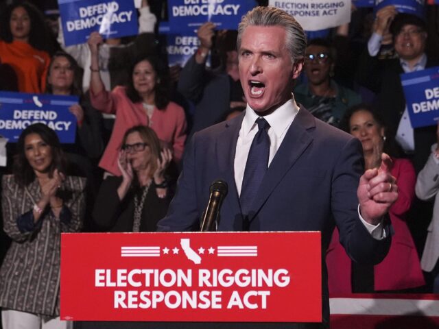 California Gov. Gavin Newsom speaks during a news conference Thursday, Aug. 14, 2025, in Los Angeles. (AP Photo/Marcio Jose Sanchez)