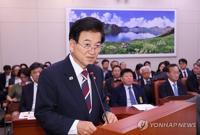 Unification Minister Chung Dong-young speaks to the National Assembly's foreign affairs and unification committee in Seoul on Aug. 18, 2025. (Yonhap)