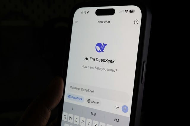 DeepSeek R2 model delayed by Huawei Ascend chip issues