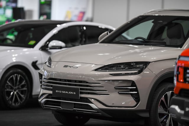 MELBOURNE, VICTORIA, AUSTRALIA - 2025/06/26: BYD Sealion 6 is seen at Melbourne EV Show hosted by FutureDrive AutoShows. (Photo by Alexander Bogatyrev/SOPA Images/LightRocket via Getty Images)