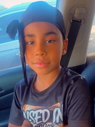 Jahvai Roy, 8.