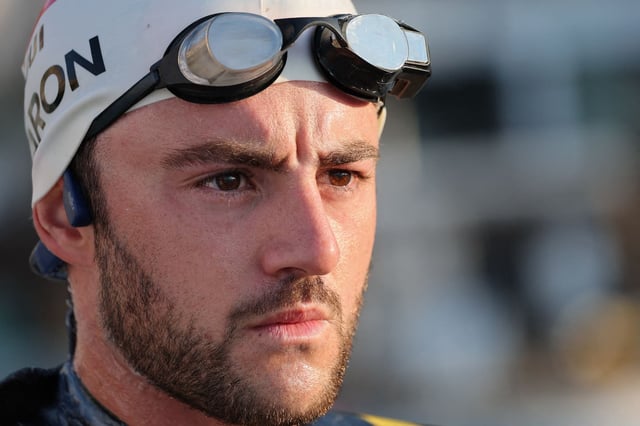 Le nageur suisse Noam Yaron à Calvi avant le début de son périple, le 11 août.
