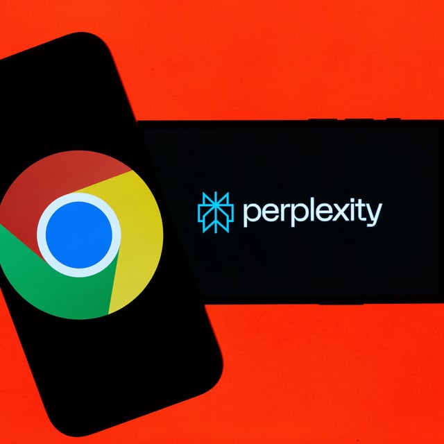 The logos of Perplexity and Chrome on smartphones arranged.