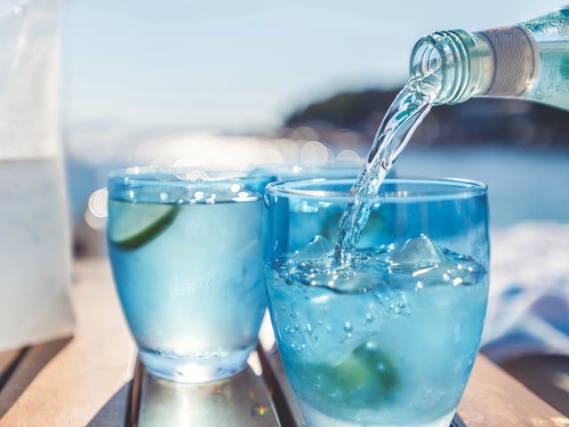 Lieber trinken, bevor oder nachdem der Durst kommt? Experte Uwe Knop klärt auf.