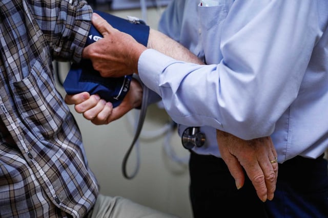 Updated guidelines from the American Heart Association and the American College of Cardiology keep diagnostic thresholds for hypertension the same but call for earlier intervention.