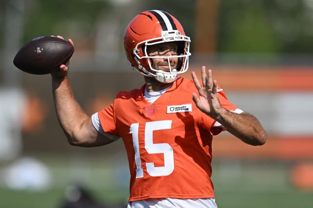 Jul 26, 2025; Berea, OH, USA; Cleveland Browns quarterback Joe Flacco (15) throws a pass during training camp at CrossCountry Mortgage Campus. Mandatory Credit: Ken Blaze-Imagn Images/ File Photo