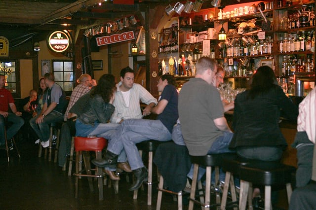 Edinburgh Castle Pub hosts trivia night during the bar’s heyday in 2006. The establishment is now closed.