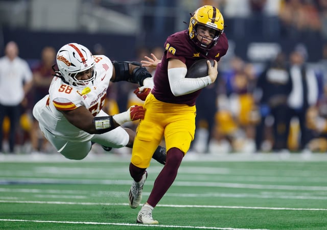 Arizona State and Iowa State are among the Big 12 teams projection to make college football bowl games in the 2025 season.