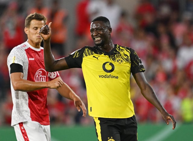 Soccer Football - DFB Cup - First Round - Rot-Weiss Essen v Borussia Dortmund - Stadion Essen, Essen, Germany  - August 18, 2025 Borussia Dortmund's Serhou Guirassy reacts REUTERS/Teresa Kroeger