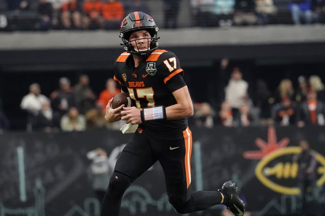 Dec 17, 2022; Las Vegas, NV, USA; Oregon State Beavers quarterback Ben Gulbranson (17) runs with the ball during the second half against the Florida Gators at the Las Vegas Bowl at Allegiant Stadium. Mandatory Credit: Lucas Peltier-USA TODAY Sports/ File Photo
