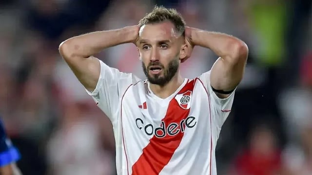 Germán Pezzella fue operado con éxito de su lesión de rodillay estará 8 meses afuera de las canchas. 