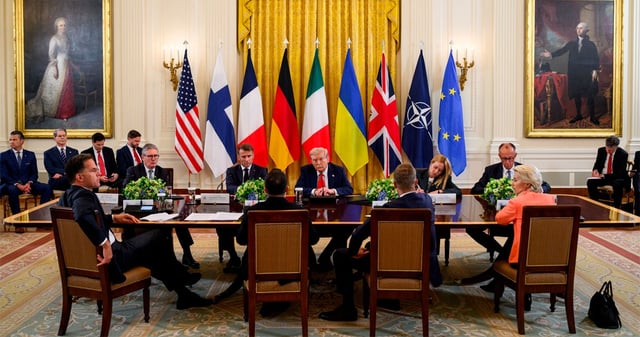 Reunión celebrada en la Casa Blanca entre Donald Trump, Volodímir Zelenski y otros líderes europeos. Foto: X @WhiteHouse