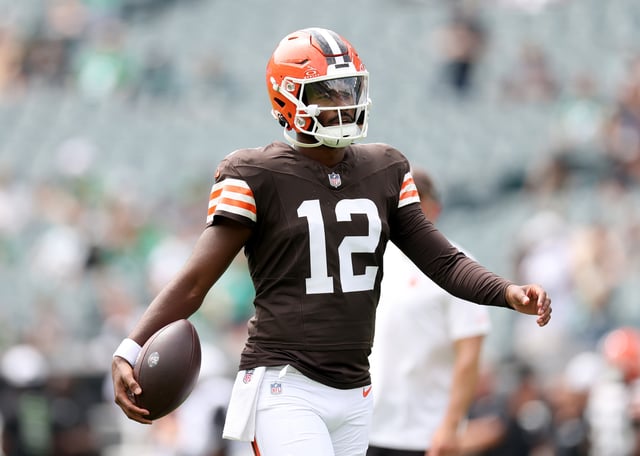 Shedeur Sanders #12 of the Cleveland Browns warms up before the NFL Preseason 2025 game between Cleveland Browns and Philadelphia Eagles at Lincoln Financial Field on August 16, 2025 in Philadelphia, Pennsylvania.