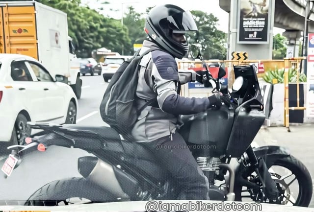 Himalayan 750 Touring Model