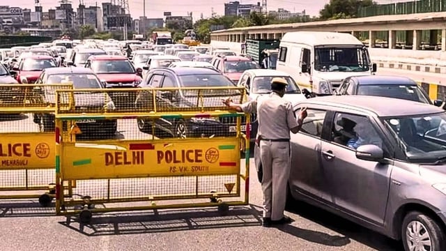 Delhi Traffic Advisory | Image: ANI