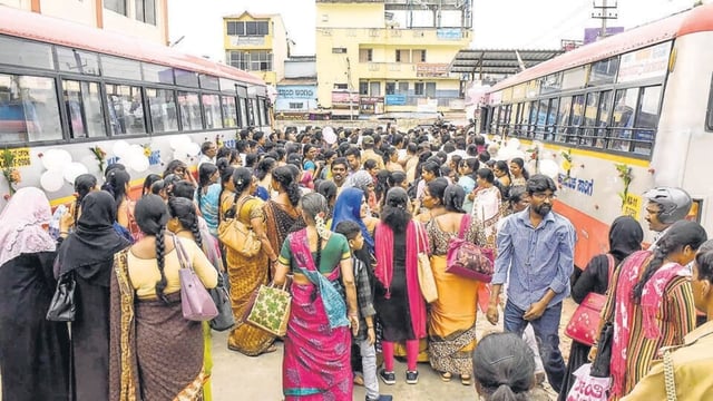 The award recognizes over 5,049,476,416 women passenger journeys, equivalent to 500+ crore ticketed rides.
