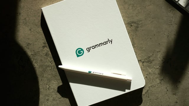 Grammarly 's new AI agents aim to be your smartest writing partner.