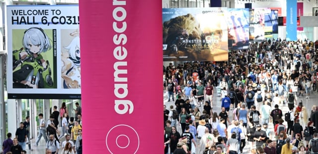 Des visiteurs au salon du jeu vidéo Gamescom, le 22 août 2024 à Cologne, en Allemagne