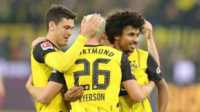 Geht es jetzt schnell? Es kommt neue Bewegung in den Transfer eines BVB-Stars.