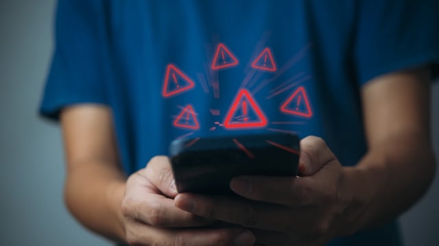 Der neuartige Android-Trojaner PahntomCard stiehlt Kartendaten und PIN. 